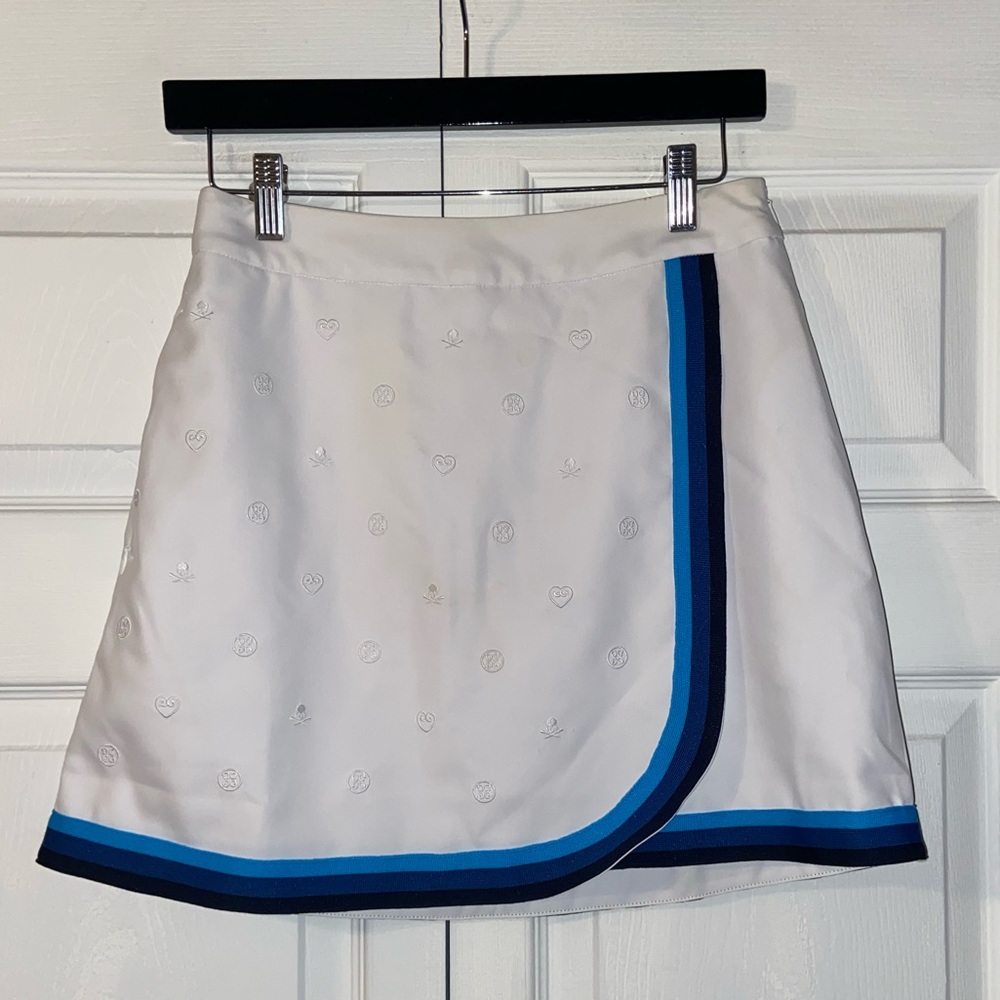 G/FORE White Skirt with Blue Accents